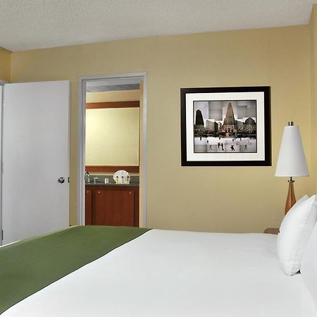 Doubletree Suites By Hilton Nyc - Times Square New York Værelse billede