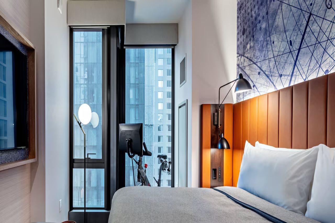 Doubletree Suites By Hilton Nyc - Times Square New York Eksteriør billede