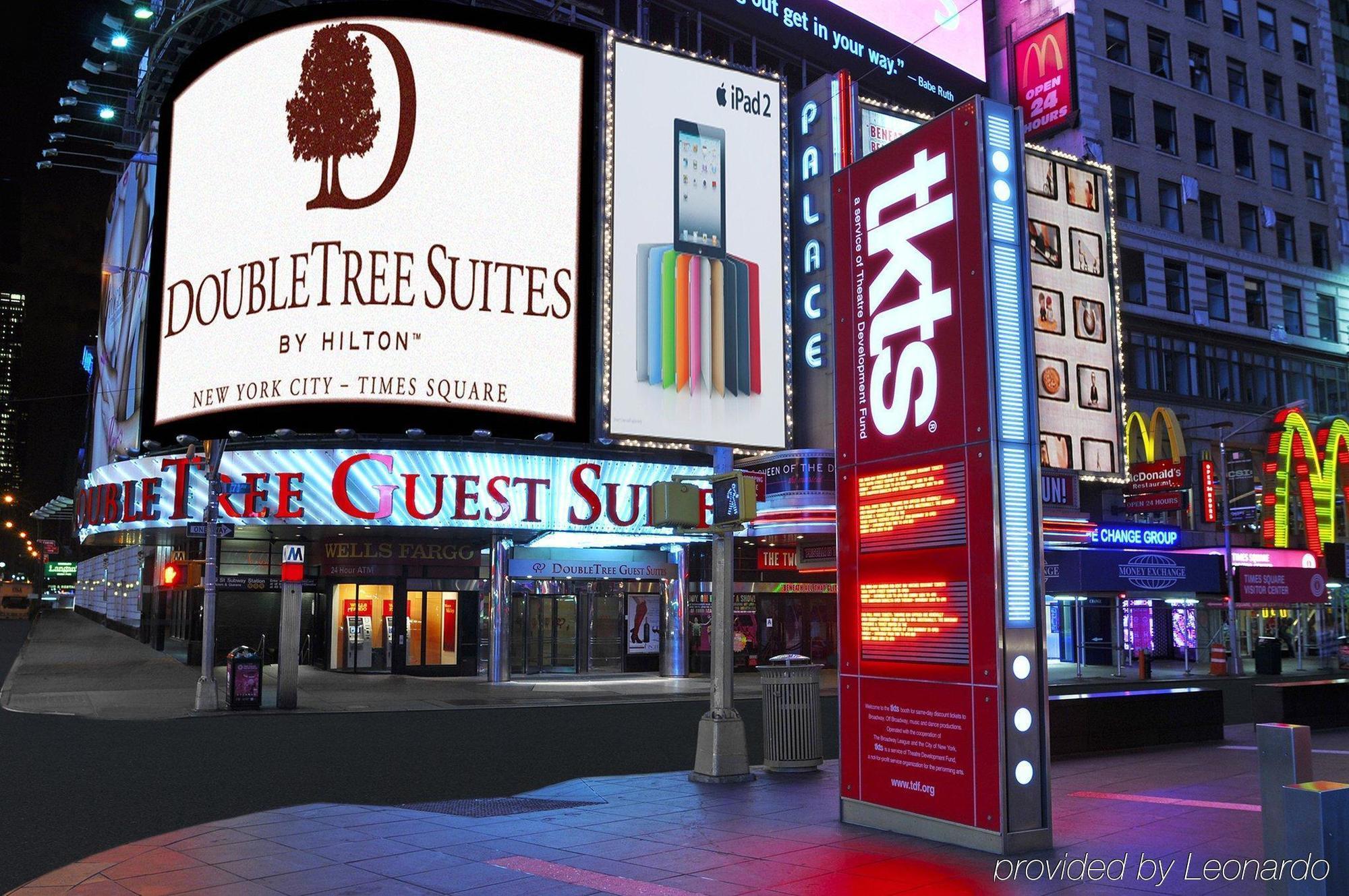 Doubletree Suites By Hilton Nyc - Times Square New York Eksteriør billede